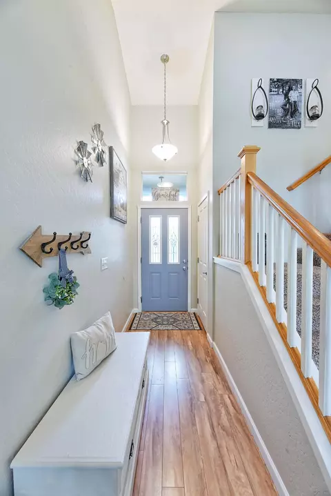 354 Live Oak Loop, Central Point, OR 97502 photo 10