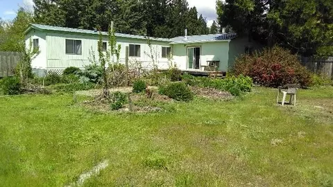 1159 Deer Creek Rd, Selma, OR 97538
