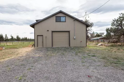 64801 Old Bend Redmond Hwy, Bend, OR 97703