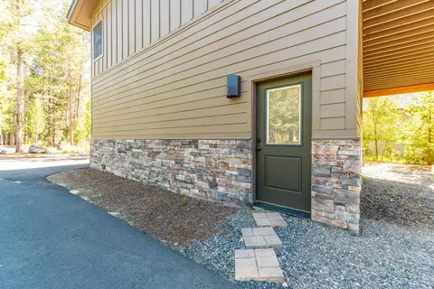 15120 Yellow Pine Loop, Bend, OR 97707 photo 58