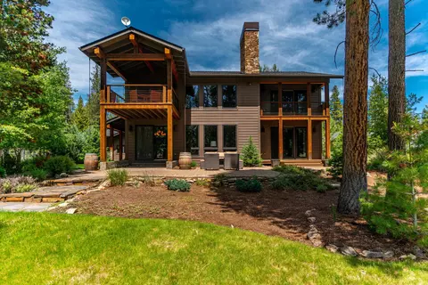15120 Yellow Pine Loop, Bend, OR 97707 photo 5