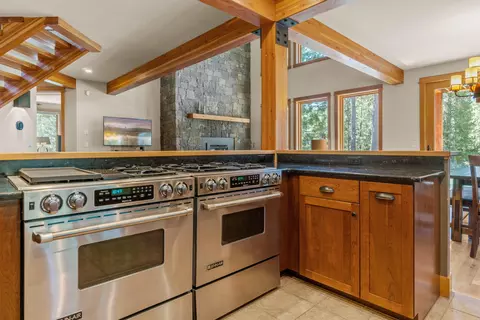 15120 Yellow Pine Loop, Bend, OR 97707 photo 24