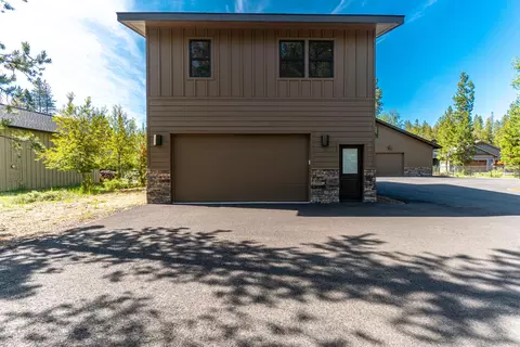 15120 Yellow Pine Loop, Bend, OR 97707 photo 57