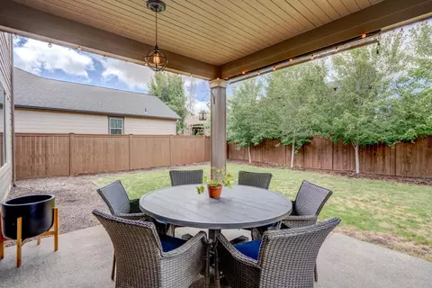 61124 SE Stari Most Loop, Bend, OR 97702 photo 31