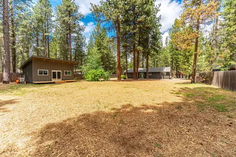 16981 Indio Rd, Bend, OR 97707 photo 3