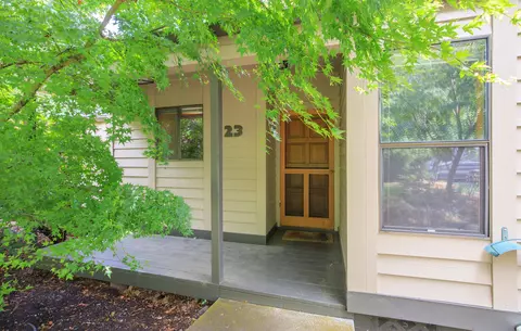 23 W Hersey St, Ashland, OR 97520