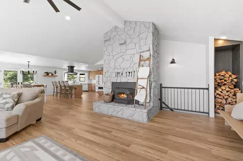 657 Greenleaf Dr, Eagle Point, OR 97524 photo 16