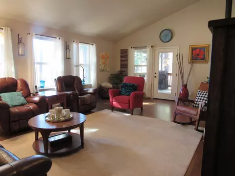 41530 Wampler Dr, Chiloquin, OR 97624 photo 3