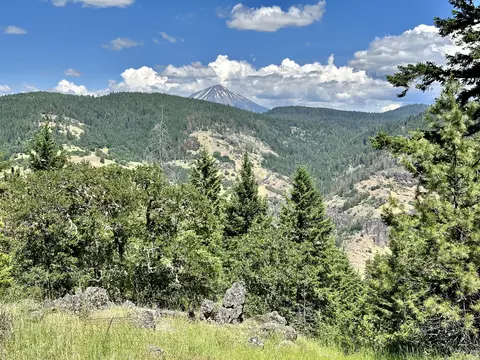 00 S F Little Butte Crk, Eagle Point, OR 97524