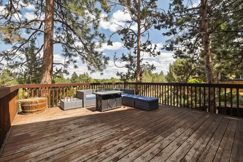 19936 Heron Loop, Bend, OR 97702 photo 32