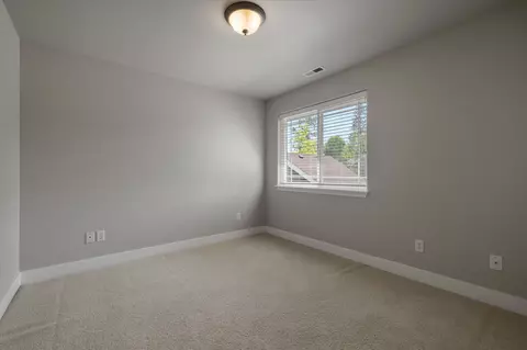 19936 Heron Loop, Bend, OR 97702 photo 26
