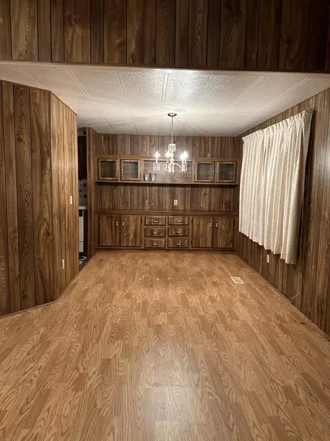 310 Hamilton Ave, Cave Junction, OR 97523 photo 7