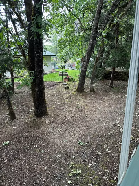 310 Hamilton Ave, Cave Junction, OR 97523 photo 31
