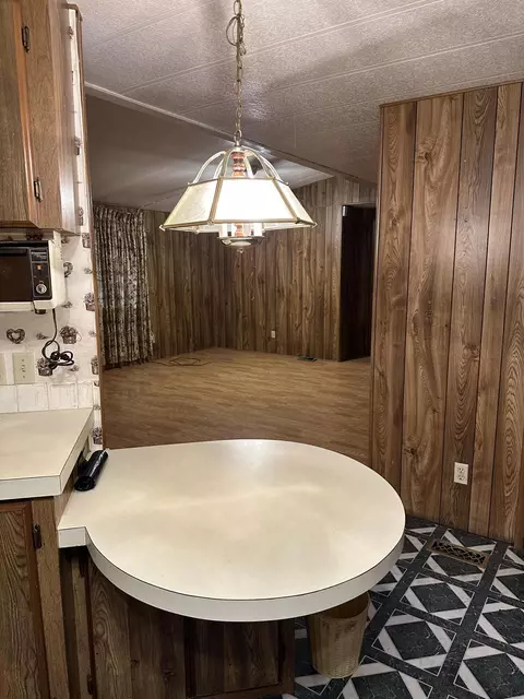 310 Hamilton Ave, Cave Junction, OR 97523 photo 14