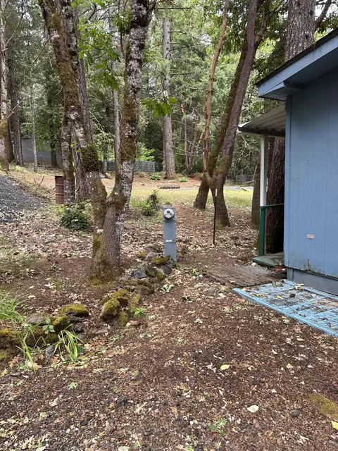 310 Hamilton Ave, Cave Junction, OR 97523 photo 27