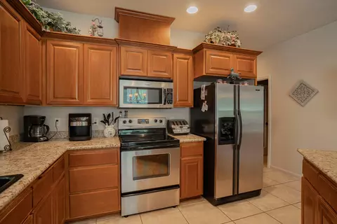 983 Black Wolf Ln, Eagle Point, OR 97524 photo 10