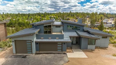 19275 Outrider Loop, Bend, OR 97702