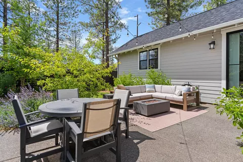 1189 NW Singleton Pl, Bend, OR 97703 photo 45