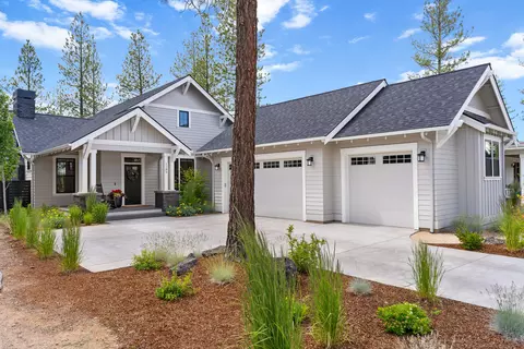 1189 NW Singleton Pl, Bend, OR 97703 photo 2
