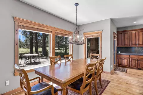 61475 Tam Mcarthur Loop, Bend, OR 97702 photo 12