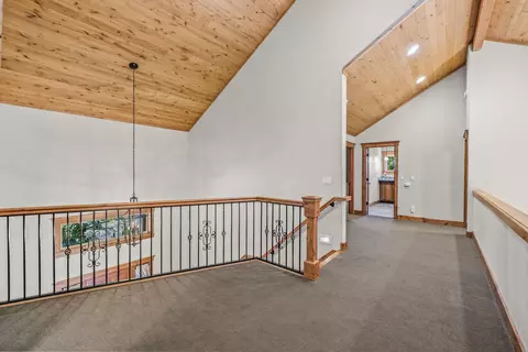 61475 Tam Mcarthur Loop, Bend, OR 97702 photo 24