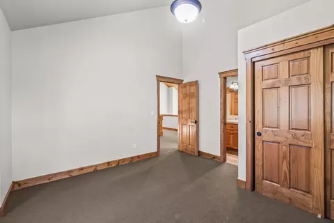 61475 Tam Mcarthur Loop, Bend, OR 97702 photo 31
