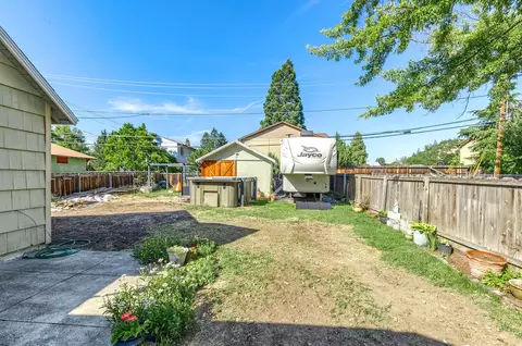 124 Napa St, Eagle Point, OR 97524 photo 19