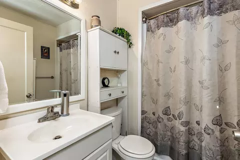 124 Napa St, Eagle Point, OR 97524 photo 16
