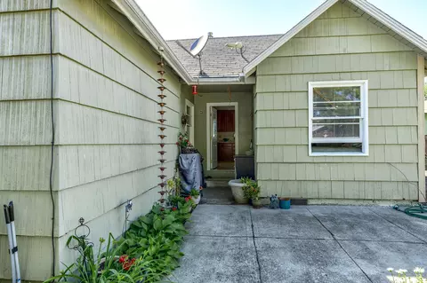 124 Napa St, Eagle Point, OR 97524 photo 23