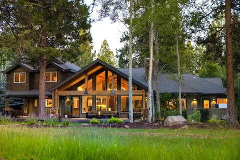 16990 Green Drake Ct, Sisters, OR 97759
