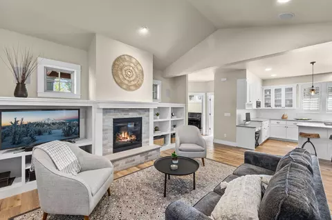 2501 NW High Lakes Loop, Bend, OR 97703 photo 4
