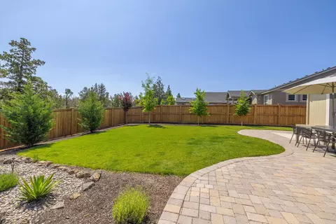 63872 Wellington St, Bend, OR 97701 photo 28