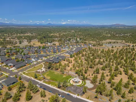 63872 Wellington St, Bend, OR 97701 photo 34