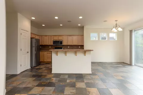 2802 NE Sedalia Loop, Bend, OR 97701 photo 6