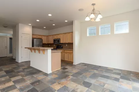 2802 NE Sedalia Loop, Bend, OR 97701 photo 5