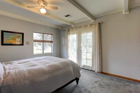 63980 Pioneer Loop, Bend, OR 97701 photo 20