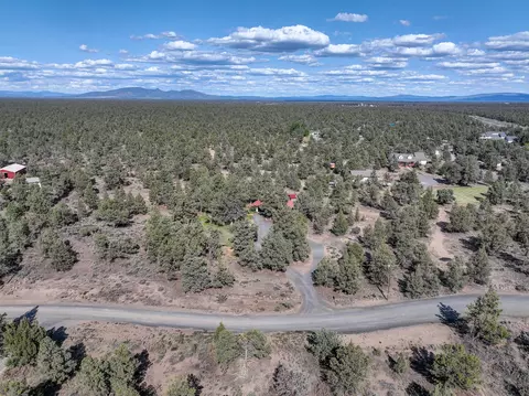 63980 Pioneer Loop, Bend, OR 97701 photo 29