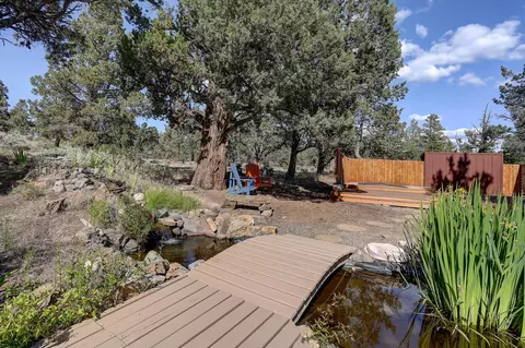 63980 Pioneer Loop, Bend, OR 97701 photo 9