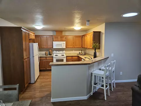 328 Cheney Loop, Central Point, OR 97502 photo 7