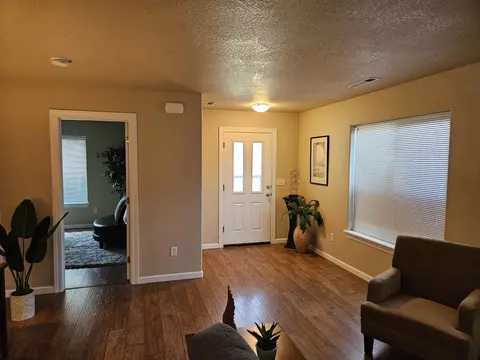 328 Cheney Loop, Central Point, OR 97502 photo 9