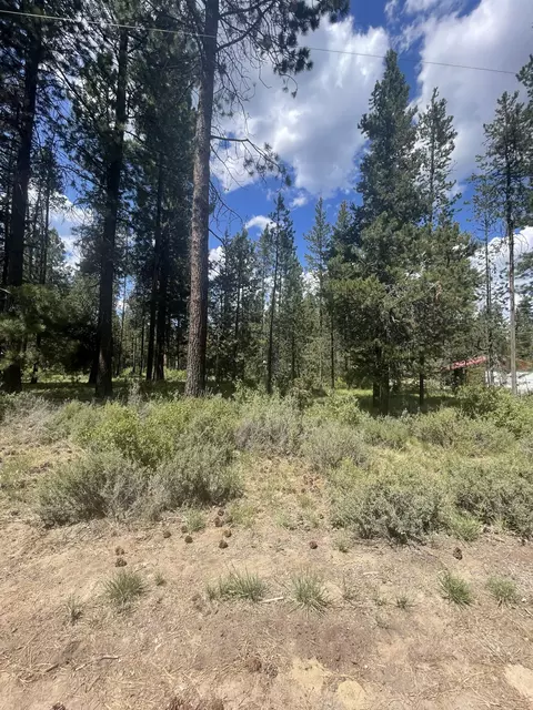 17246 Kingsburg Rd, Bend, OR 97707