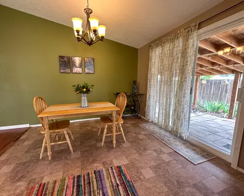 3051 Juniper Pl, Malin, OR 97632 photo 9