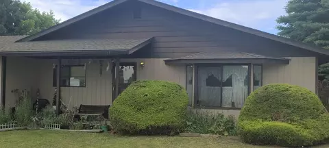 4421 Blackberry Ct, Klamath Falls, OR 97603
