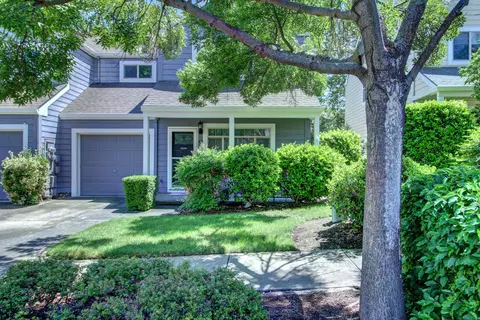 162 Crocker St, Ashland, OR 97520