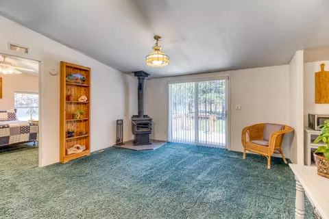 16048 Cascade Ln, La Pine, OR 97739 photo 13