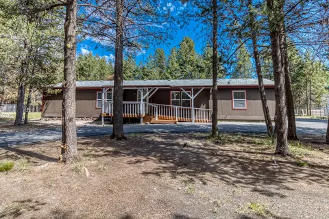 16048 Cascade Ln, La Pine, OR 97739