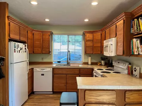 1029 Pine St, Rogue River, OR 97537 photo 9