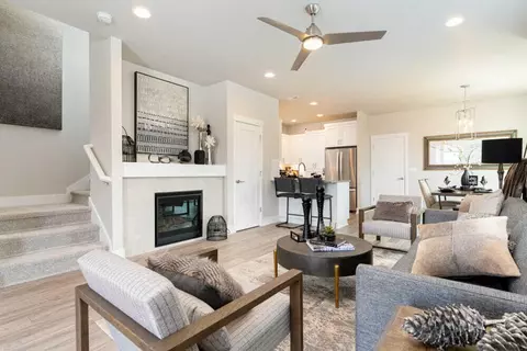 3796 Cole Rd, Bend, OR 97701 photo 3
