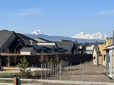 3796 Cole Rd, Bend, OR 97701 photo 24