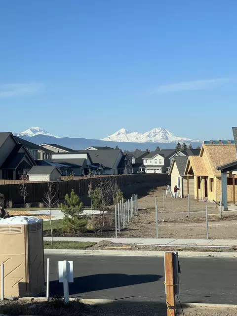 3796 Cole Rd, Bend, OR 97701 photo 23